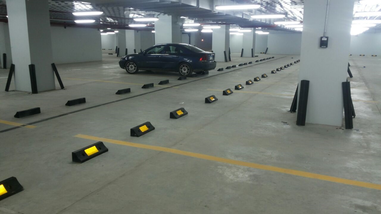 Read more about the article اشتراطات الدفاع المدني للجراجات